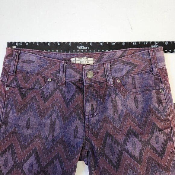Free People Southwest Ikat Skinny Jeans 25 Purple Low Rise Bohemian Colorful - Picture 4 of 10